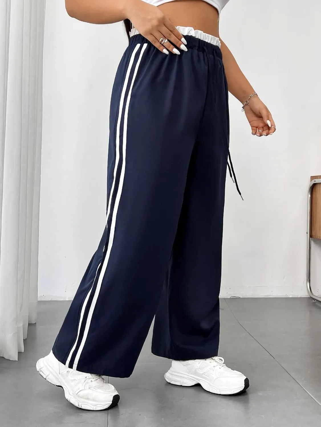 Floerns Women's Plus Size Drawstring High Waisted Side Stripe Straight Wide Leg Pants