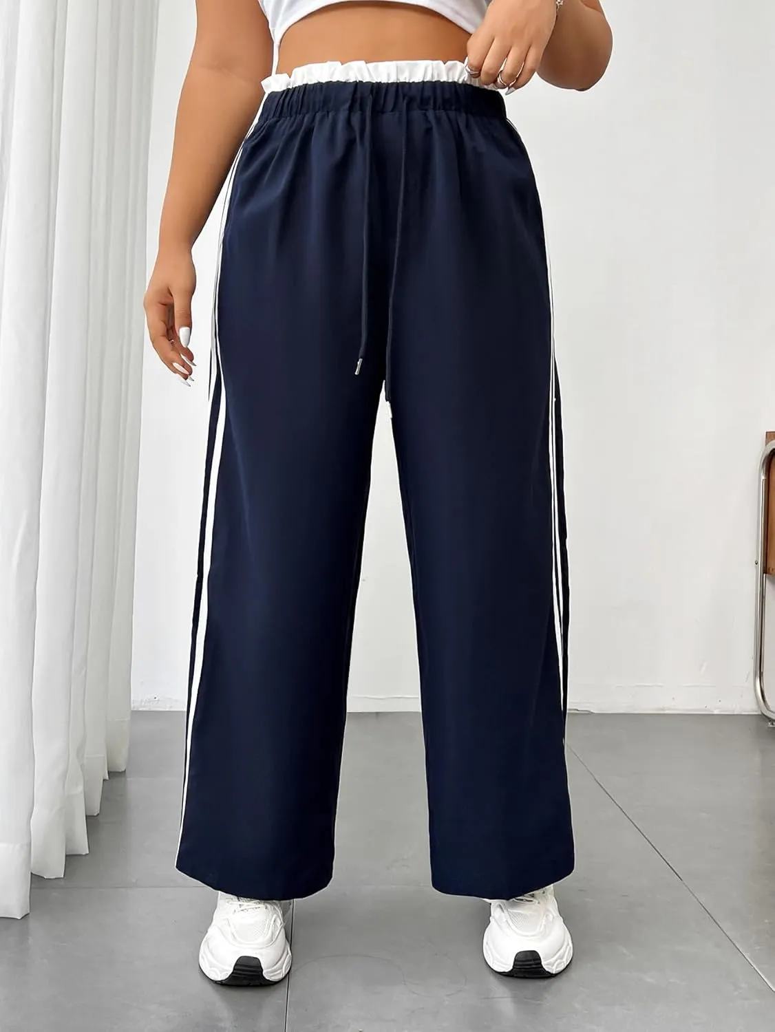 Floerns Women's Plus Size Drawstring High Waisted Side Stripe Straight Wide Leg Pants