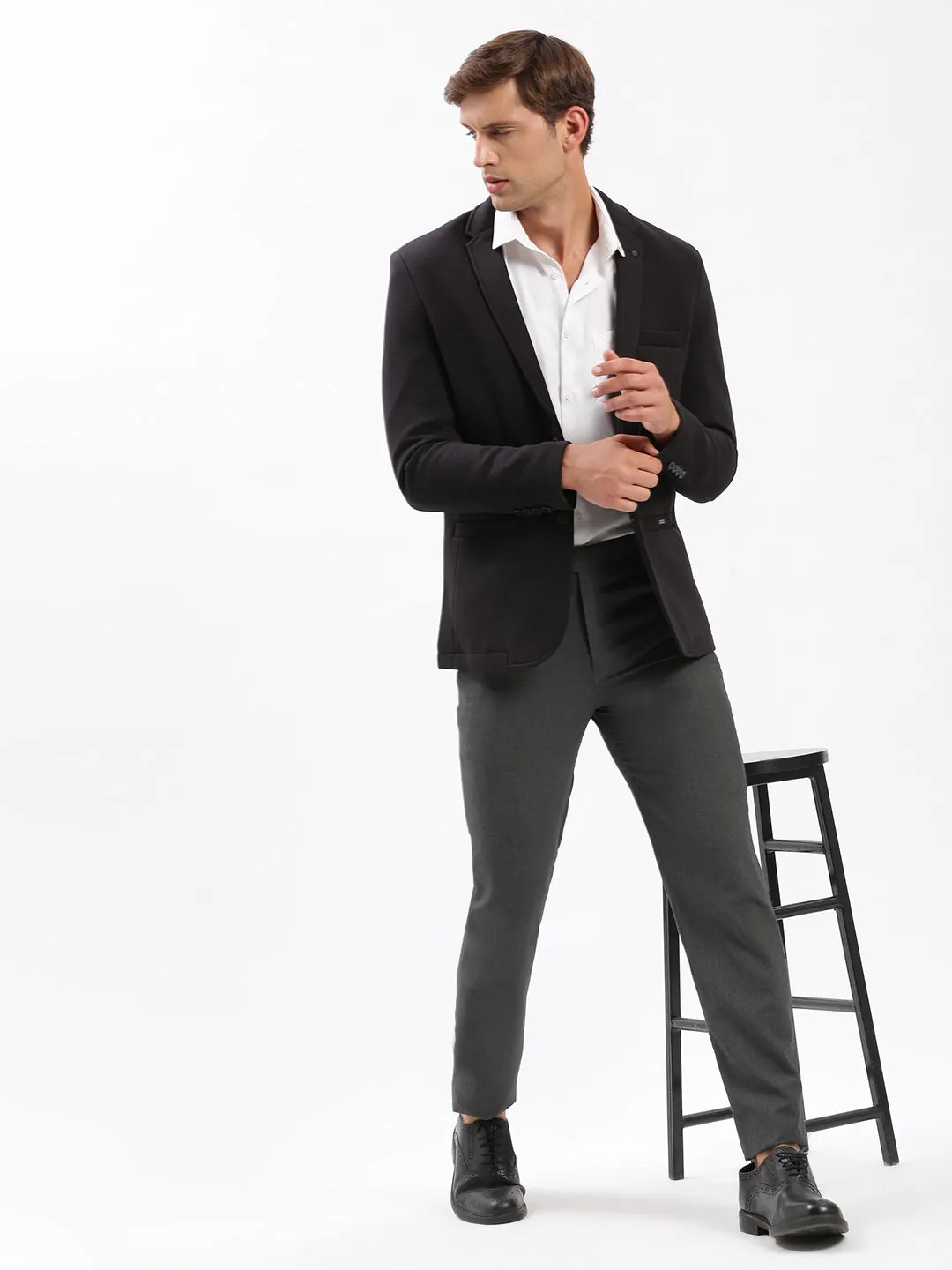 Men Black Slim Fit Notched Lapel Single-Breasted Casual Blazer