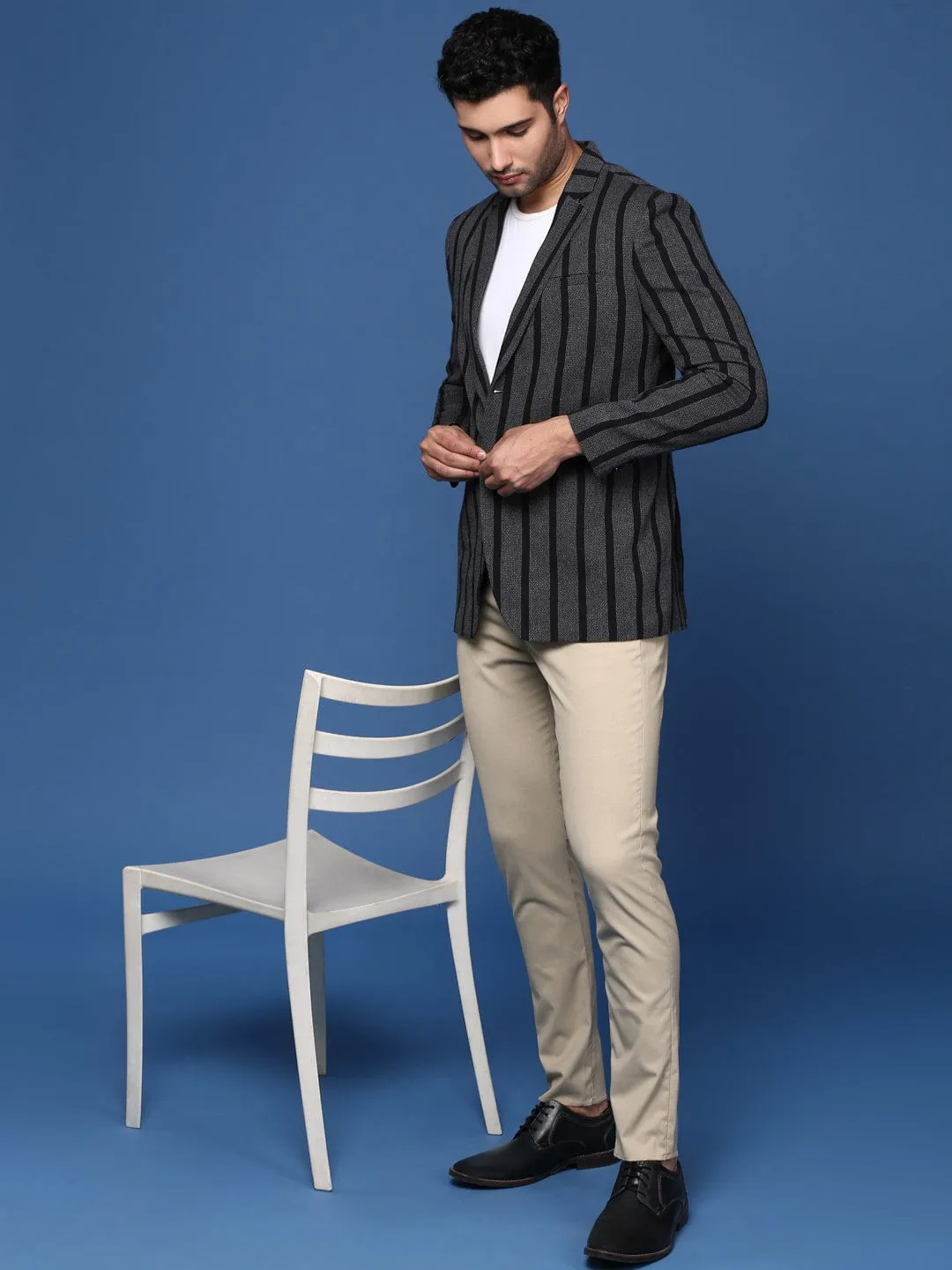 Men Charcoal Slim Fit Single Breasted Formal Blazer