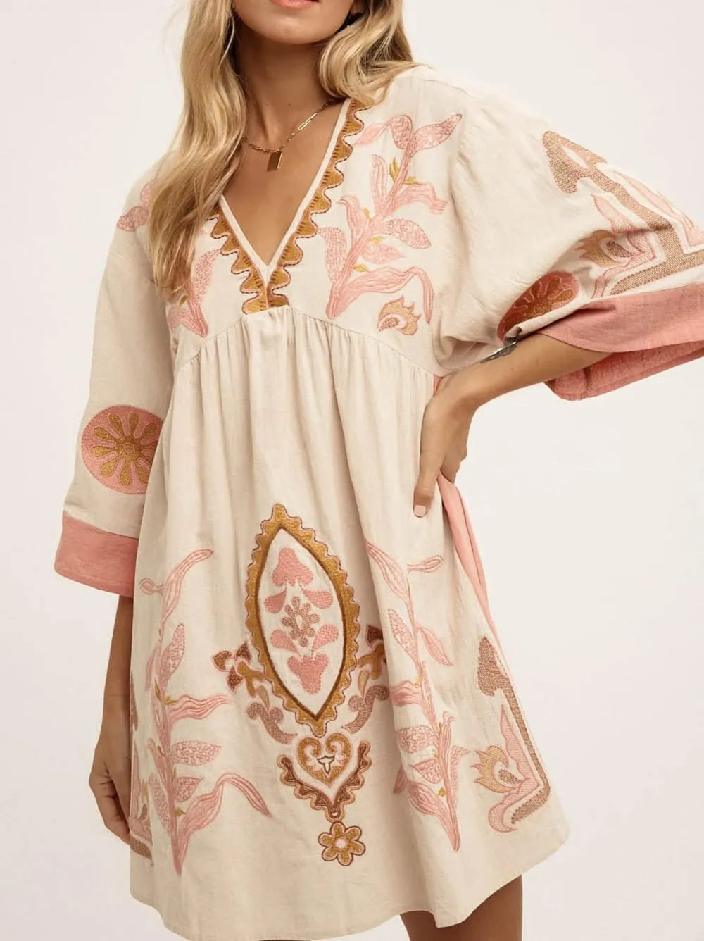 Women Bohemian Floral Mini Dress V Neck Flare Sleeve Sundress Loose Fit Flowy Beach Dress Summer Holiday Dress
