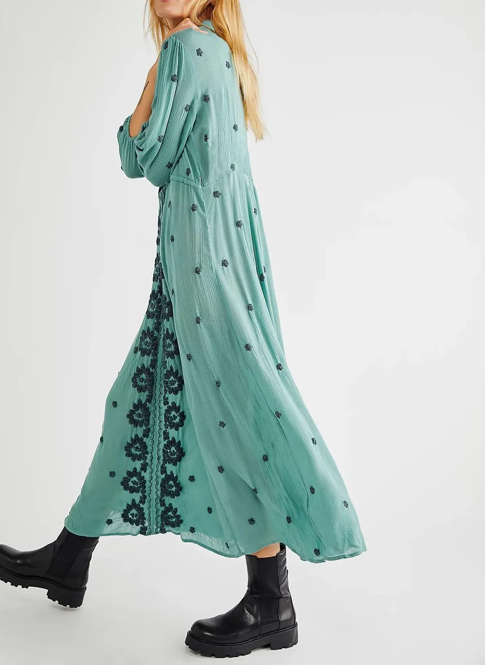 Women Boho Floral Maxi Dress Puff Sleeve V Neck Long Dress Bohemian Flowy Tiered Dress Loose Fit Shirt Dress