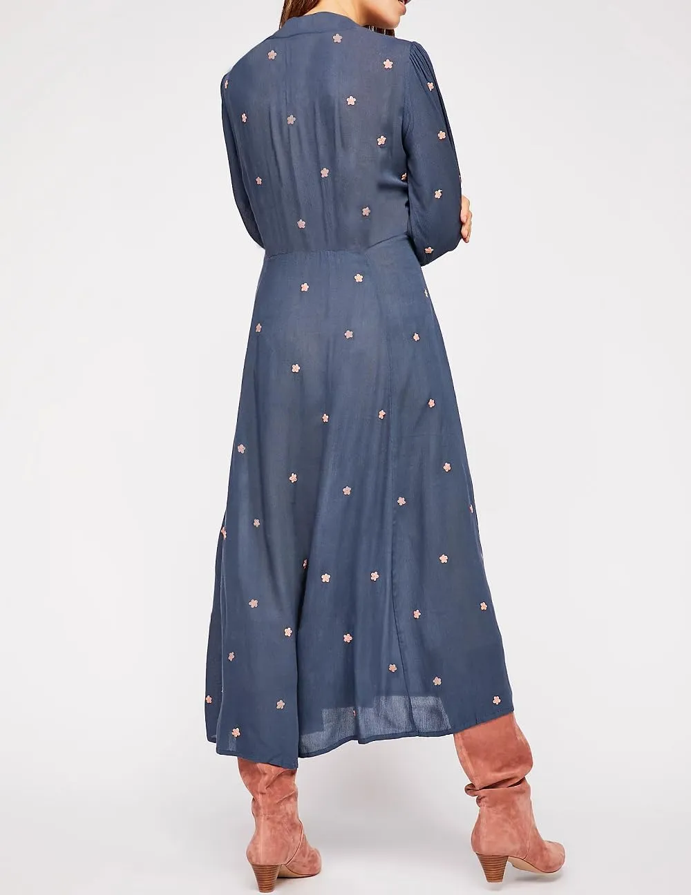 Women Boho Floral Maxi Dress Puff Sleeve V Neck Long Dress Bohemian Flowy Tiered Dress Loose Fit Shirt Dress