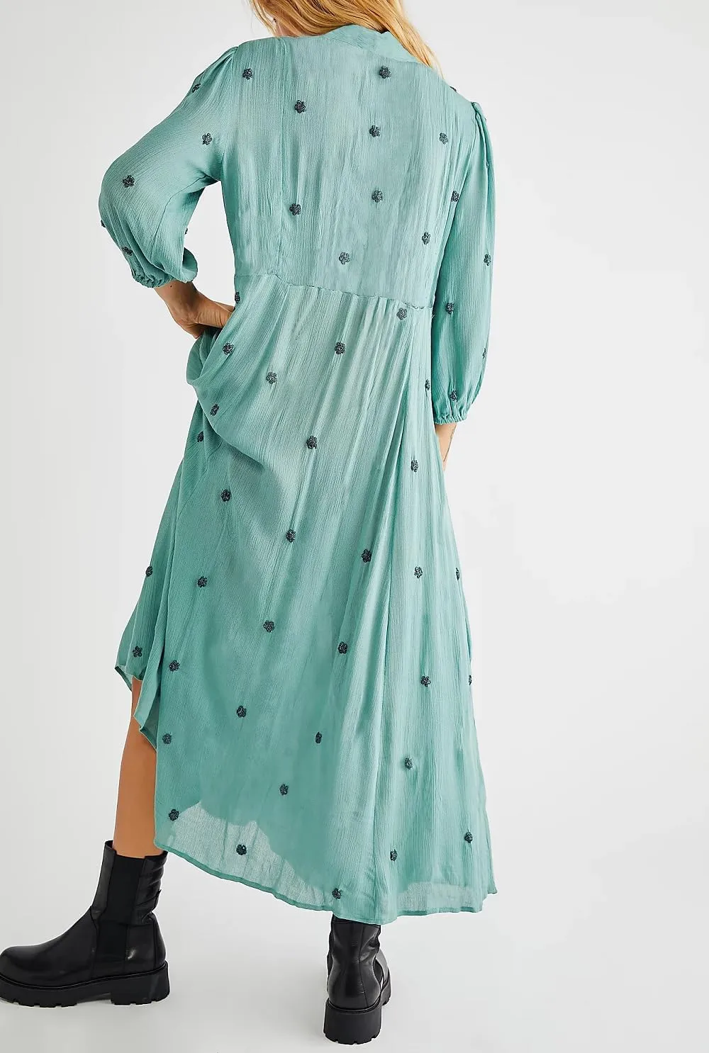 Women Boho Floral Maxi Dress Puff Sleeve V Neck Long Dress Bohemian Flowy Tiered Dress Loose Fit Shirt Dress