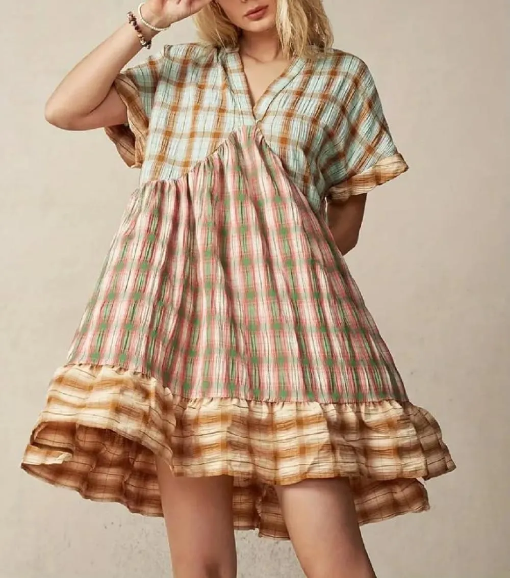 Women Boho Floral Mini Dress V Neck Short Sleeve Flowy Sundress Graphic Babydoll Dress Summer Beach Dress