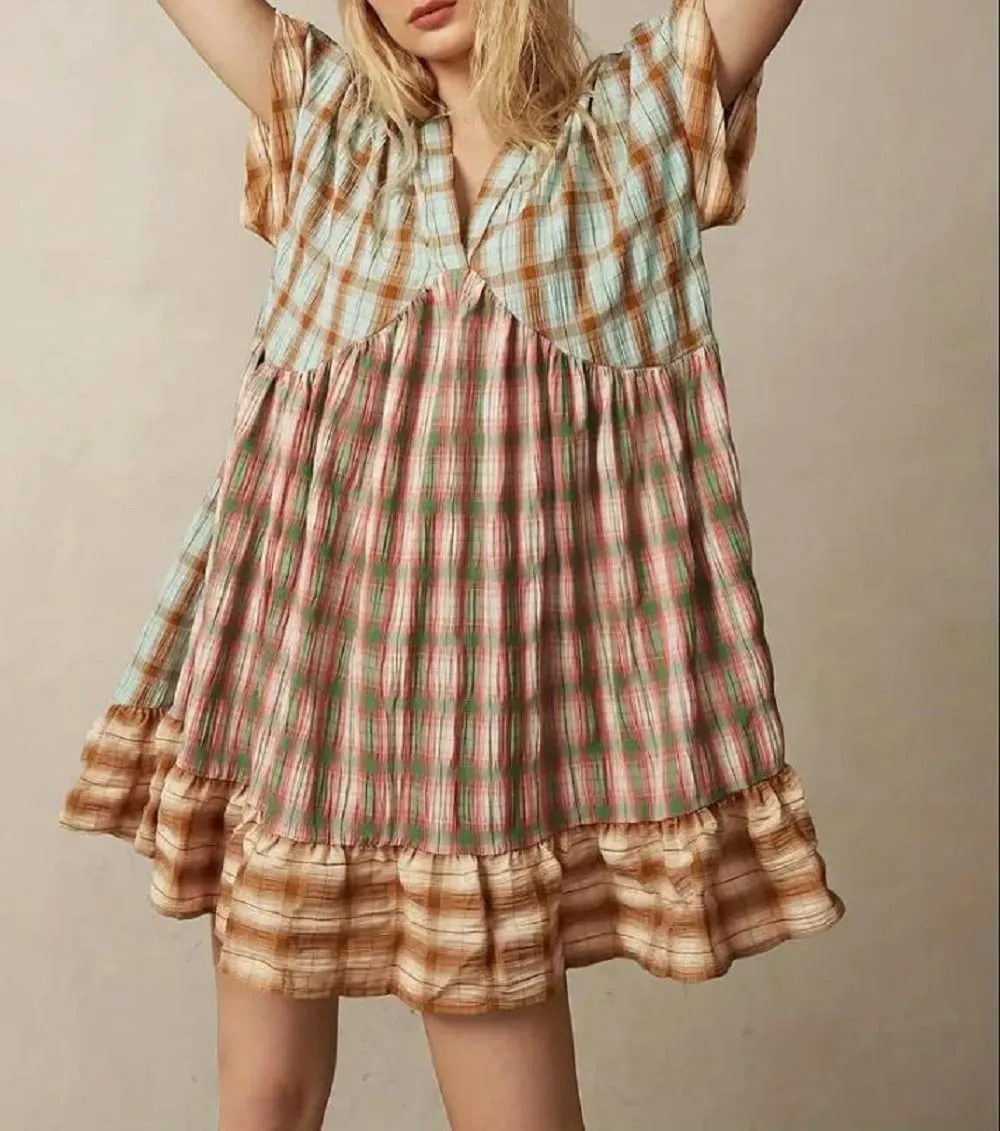 Women Boho Floral Mini Dress V Neck Short Sleeve Flowy Sundress Graphic Babydoll Dress Summer Beach Dress